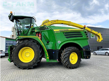 Önjáró szecskázógép JOHN DEERE 8500