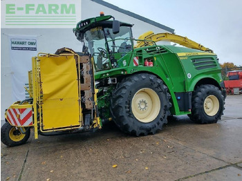 Önjáró szecskázógép JOHN DEERE 8600