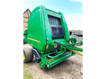 Kocka bálázó JOHN DEERE