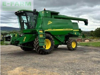 Kombájn JOHN DEERE
