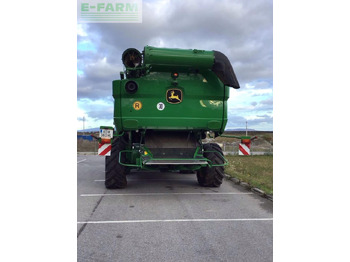 Kombájn John Deere S 780: 5 kép. Kombájn John Deere S 780: 5 kép.