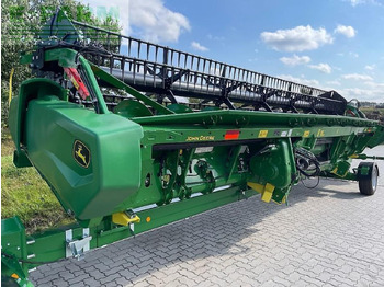Takarmánybetakarító gép JOHN DEERE