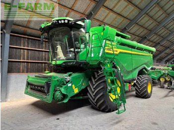 Kombájn JOHN DEERE X9-1000