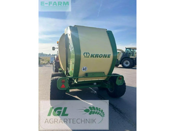 Kocka bálázó Krone comprima v 150 xc: 3 kép.