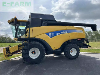 Kombájn NEW HOLLAND CX series
