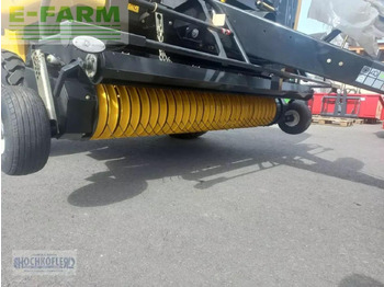 Kocka bálázó New Holland roll bar 125: 5 kép.