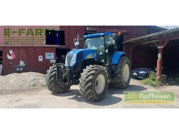 Traktor NEW HOLLAND T6000