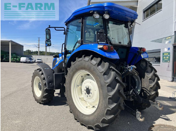 Traktor New Holland td5.85: 4 kép. Traktor New Holland td5.85: 4 kép.