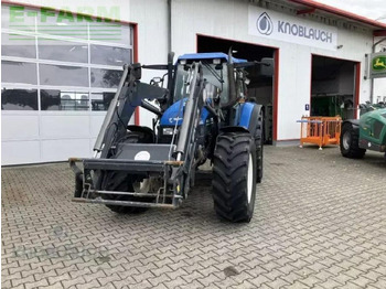 Traktor New Holland ts 115: 2 kép. Traktor New Holland ts 115: 2 kép.