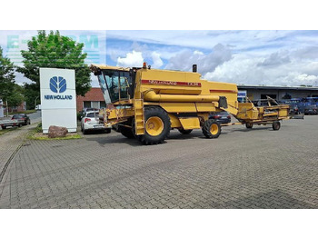 Kombájn NEW HOLLAND TX34