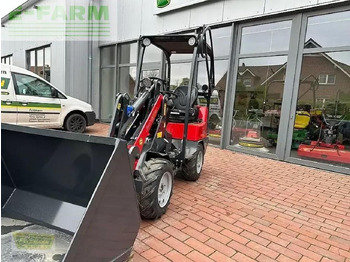 Gumikerekes homlokrakodó Schäffer 1622: 3 kép. Gumikerekes homlokrakodó Schäffer 1622: 3 kép.