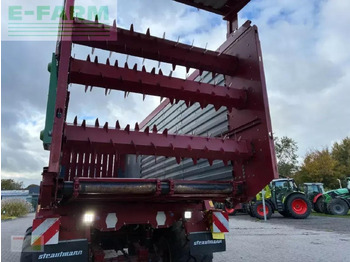 Rendfelszedő Strautmann giga-vitesse cfs 4001 do: 2 kép. Rendfelszedő Strautmann giga-vitesse cfs 4001 do: 2 kép.