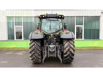 Traktor Valtra n155ea: 4 kép.