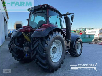 Traktor Valtra t 254 v smarttouch: 3 kép.