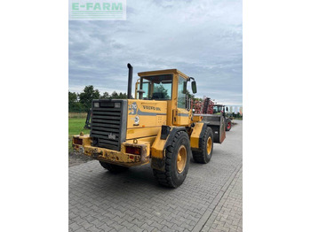 Minikotró Volvo l 70 b: 4 kép.