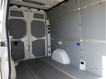 Furgon, Elektromos kisteherautó MERCEDES-BENZ eSprinter 312 Kasten FWD,3.924mm Radstand: 2 kép.