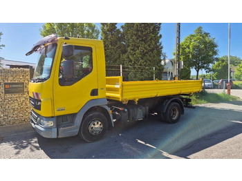 Billenőplatós teherautó DAF 45