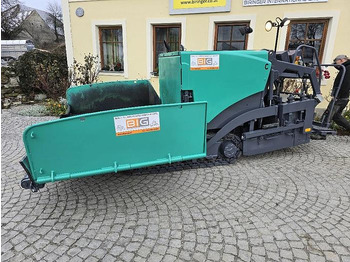 Aszfaltozó gép VÖGELE