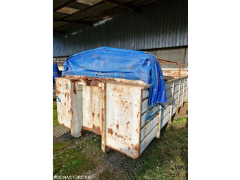 Multiliftes konténer Benne ampliroll céréalière 12: 2 kép. Multiliftes konténer Benne ampliroll céréalière 12: 2 kép.