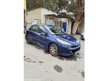 Autó PEUGEOT