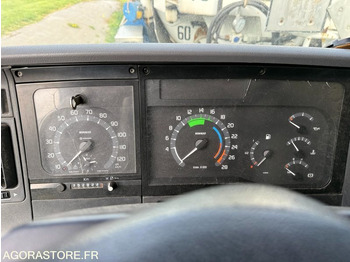 Szippantós autó RENAULT HYDROCUREUR ADR 2646-YC-49 VENTE EXPORT EXCLUSIVEMENT: 5 kép.