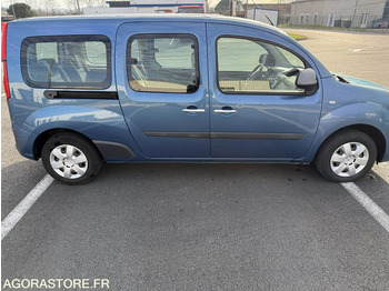 Autó RENAULT KANGOO AVEC GPS - 2014 - 242112km - DC-739-QB: 2 kép. Autó RENAULT KANGOO AVEC GPS - 2014 - 242112km - DC-739-QB: 2 kép.