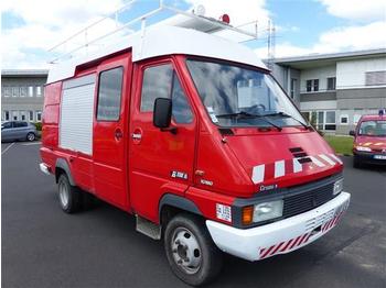 Dobozos felépítményű teherautó Renault B110: 1 kép.