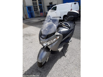 Motorkerékpár SUZUKI