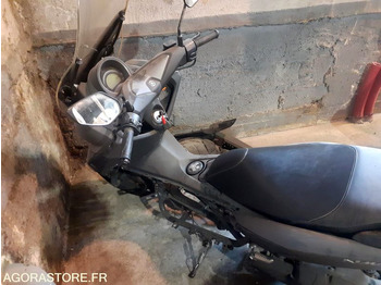 Motorkerékpár YAMAHA