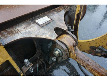 Gumikerekes homlokrakodó CAT 950 H: 3 kép.