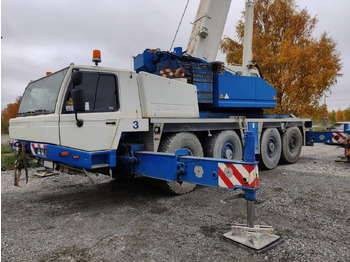 Terepjáró autódaru TADANO ATF 90G-4