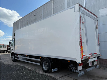 Dobozos felépítményű teherautó DAF CF 320 4X2 - EURO 6 - 19 TON + DHOLLANDIA: 5 kép. Dobozos felépítményű teherautó DAF CF 320 4X2 - EURO 6 - 19 TON + DHOLLANDIA: 5 kép.