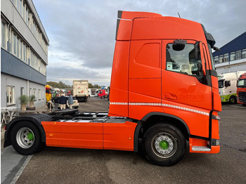 Volvo FH 460 4X2 EURO 6 SKIRTS PARK COOL I SHIFT lízing Volvo FH 460 4X2 EURO 6 SKIRTS PARK COOL I SHIFT: 5 kép. Volvo FH 460 4X2 EURO 6 SKIRTS PARK COOL I SHIFT lízing Volvo FH 460 4X2 EURO 6 SKIRTS PARK COOL I SHIFT: 5 kép.