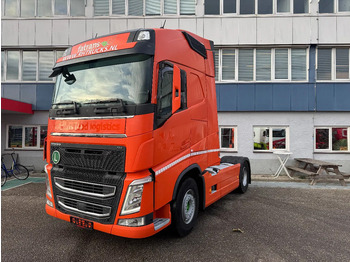 Volvo FH 460 4X2 EURO 6 SKIRTS PARK COOL I SHIFT lízing Volvo FH 460 4X2 EURO 6 SKIRTS PARK COOL I SHIFT: 2 kép. Volvo FH 460 4X2 EURO 6 SKIRTS PARK COOL I SHIFT lízing Volvo FH 460 4X2 EURO 6 SKIRTS PARK COOL I SHIFT: 2 kép.