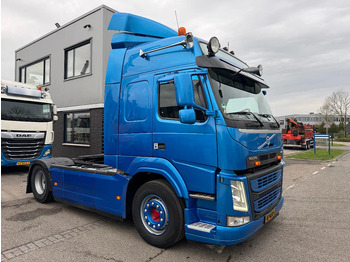 Nyergesvontató Volvo FM 370 4X2 SPOILERS EURO 6 SKIRTS HOLLAND TRUCK TÜV TILL 09-2025: 3 kép.