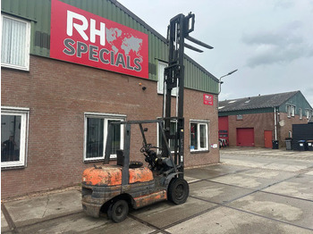 Toyota 6FDF 30 3 TO lízing Toyota 6FDF 30 3 TO: 2 kép. Toyota 6FDF 30 3 TO lízing Toyota 6FDF 30 3 TO: 2 kép.