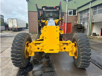 Gréder Volvo G 930: 5 kép.