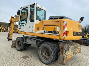 Gumikerekes kotró LIEBHERR A 900