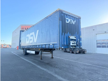 Ponyvás félpótkocsi KRONE