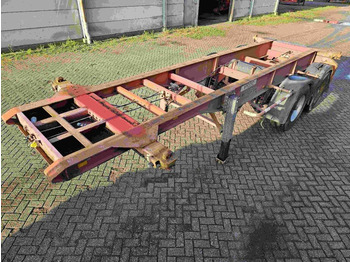 Félpótkocsi cserefelépítményes