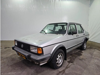 Szedán VOLKSWAGEN