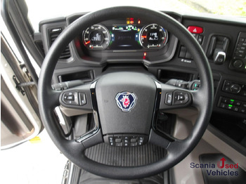 Nyergesvontató SCANIA R 460 A4x2NA / Hydraulik: 2 kép.