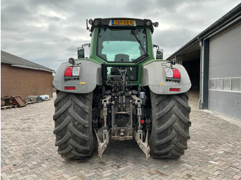 Traktor 2013 FENDT 936 VARIO ALL-WHEEL DRIVE FARM TRACTOR: 4 kép. Traktor 2013 FENDT 936 VARIO ALL-WHEEL DRIVE FARM TRACTOR: 4 kép.