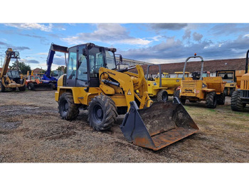 Gumikerekes homlokrakodó AHLMANN