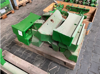 Traktor JOHN DEERE