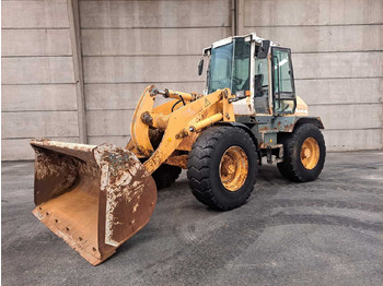 Gumikerekes homlokrakodó LIEBHERR L 514