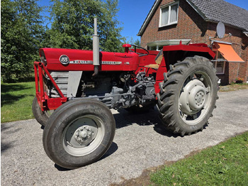 Traktor MASSEY FERGUSON 100 series