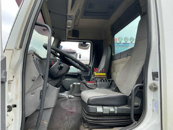 Teherautó 2006 RENAULT 33DVB2 TRUCK: 5 kép.