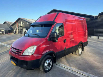 Kisteherautó IVECO Daily 50c18