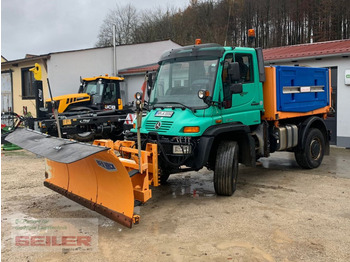 Hóeltakarító gép UNIMOG U500